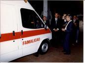Benção da ambulância Ford pelo Monsenhor